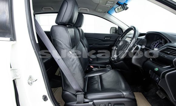Buy Used Honda CR-V White Car in Bangkok in Bangkok Buy Used Honda CR-V White Car in Bangkok in Bangkok