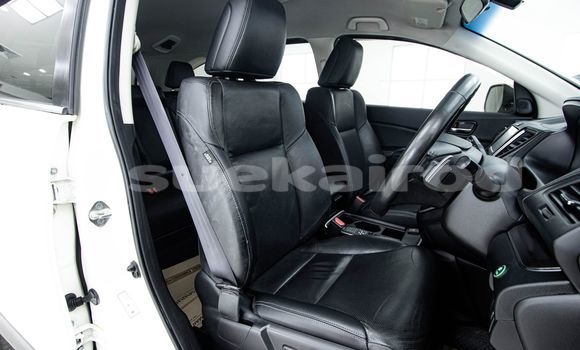 Buy Used Honda CR-V White Car in Bangkok in Bangkok Buy Used Honda CR-V White Car in Bangkok in Bangkok