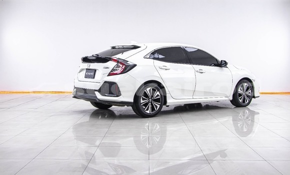 ซื้อ รถมือสอง Honda Civic ขาว รถยนต์ ใน %{เมือง} ใน กรุงเทพมหานคร ซื้อ รถมือสอง Honda Civic ขาว รถยนต์ ใน %{เมือง} ใน กรุงเทพมหานคร