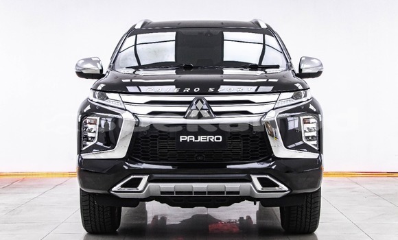 ซื้อ รถมือสอง Mitsubishi Pajero Sport สีดำ รถยนต์ ใน %{เมือง} ใน กรุงเทพมหานคร ซื้อ รถมือสอง Mitsubishi Pajero Sport สีดำ รถยนต์ ใน %{เมือง} ใน กรุงเทพมหานคร