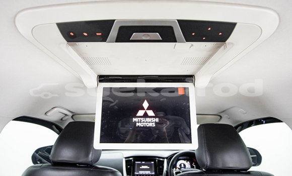 ซื้อ รถมือสอง Mitsubishi Pajero Sport สีดำ รถยนต์ ใน %{เมือง} ใน กรุงเทพมหานคร ซื้อ รถมือสอง Mitsubishi Pajero Sport สีดำ รถยนต์ ใน %{เมือง} ใน กรุงเทพมหานคร