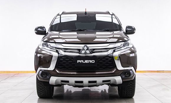 Buy Used Mitsubishi Pajero Brown Car in Bangkok in Bangkok Buy Used Mitsubishi Pajero Brown Car in Bangkok in Bangkok
