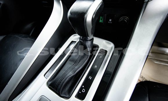 Buy Used Mitsubishi Pajero Brown Car in Bangkok in Bangkok Buy Used Mitsubishi Pajero Brown Car in Bangkok in Bangkok