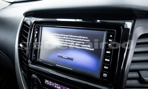 Buy Used Mitsubishi Pajero Brown Car in Bangkok in Bangkok Buy Used Mitsubishi Pajero Brown Car in Bangkok in Bangkok