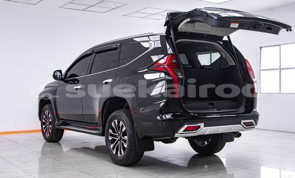 ซื้อ รถมือสอง Mitsubishi Pajero สีดำ รถยนต์ ใน %{เมือง} ใน กรุงเทพมหานคร ซื้อ รถมือสอง Mitsubishi Pajero สีดำ รถยนต์ ใน %{เมือง} ใน กรุงเทพมหานคร