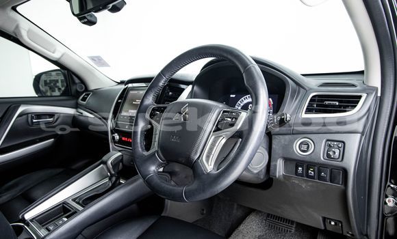ซื้อ รถมือสอง Mitsubishi Pajero สีดำ รถยนต์ ใน %{เมือง} ใน กรุงเทพมหานคร ซื้อ รถมือสอง Mitsubishi Pajero สีดำ รถยนต์ ใน %{เมือง} ใน กรุงเทพมหานคร