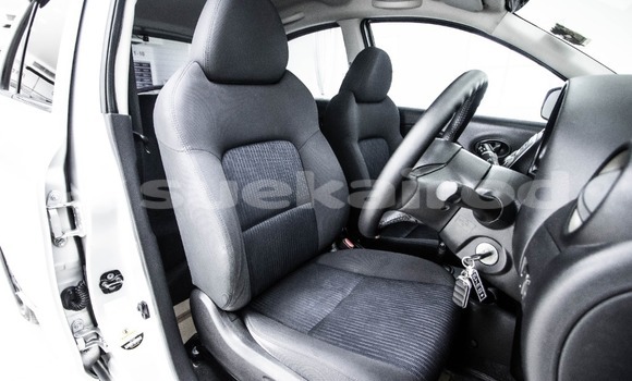 ซื้อ รถมือสอง Nissan March เงิน รถยนต์ ใน %{เมือง} ใน กรุงเทพมหานคร ซื้อ รถมือสอง Nissan March เงิน รถยนต์ ใน %{เมือง} ใน กรุงเทพมหานคร