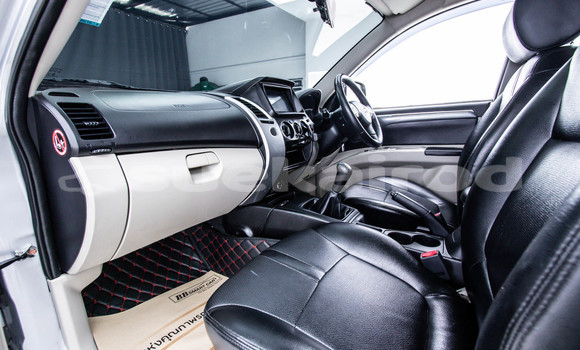 ซื้อ รถมือสอง Mitsubishi Pajero Sport อื่น ๆ รถยนต์ ใน %{เมือง} ใน กรุงเทพมหานคร ซื้อ รถมือสอง Mitsubishi Pajero Sport อื่น ๆ รถยนต์ ใน %{เมือง} ใน กรุงเทพมหานคร