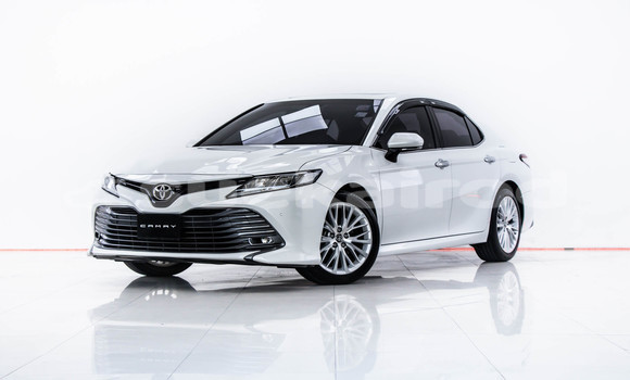 Buy Used Toyota Camry White Car in Bangkok in Bangkok Buy Used Toyota Camry White Car in Bangkok in Bangkok
