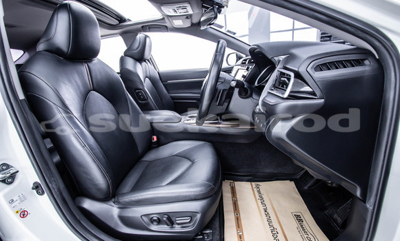 Buy Used Toyota Camry White Car in Bangkok in Bangkok Buy Used Toyota Camry White Car in Bangkok in Bangkok