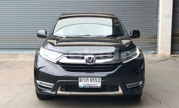 Buy Used Honda CR-V Black Car in Phitsanulok in Phitsanulok Buy Used Honda CR-V Black Car in Phitsanulok in Phitsanulok