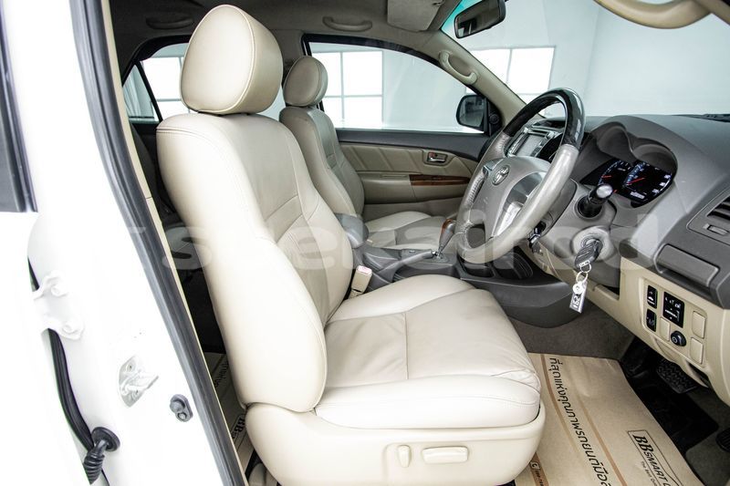 Big with watermark toyota fortuner bangkok bangkok 68184