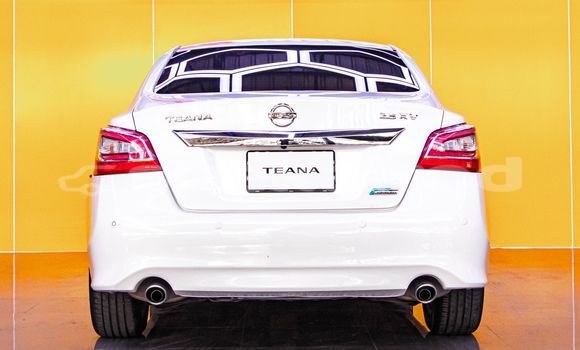 Buy Used Nissan Teana White Car in Bangkok in Bangkok Buy Used Nissan Teana White Car in Bangkok in Bangkok