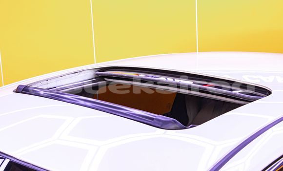 Buy Used Nissan Teana White Car in Bangkok in Bangkok Buy Used Nissan Teana White Car in Bangkok in Bangkok