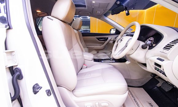 Buy Used Nissan Teana White Car in Bangkok in Bangkok Buy Used Nissan Teana White Car in Bangkok in Bangkok