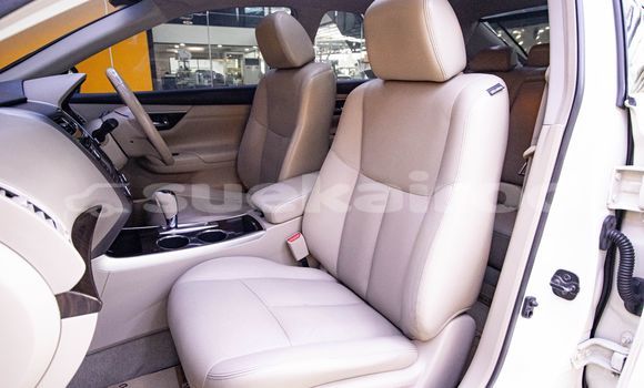 Buy Used Nissan Teana White Car in Bangkok in Bangkok Buy Used Nissan Teana White Car in Bangkok in Bangkok