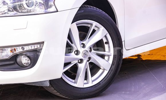 Buy Used Nissan Teana White Car in Bangkok in Bangkok Buy Used Nissan Teana White Car in Bangkok in Bangkok