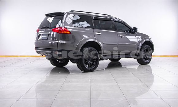 Buy Used Mitsubishi Pajero Brown Car in Bangkok in Bangkok Buy Used Mitsubishi Pajero Brown Car in Bangkok in Bangkok