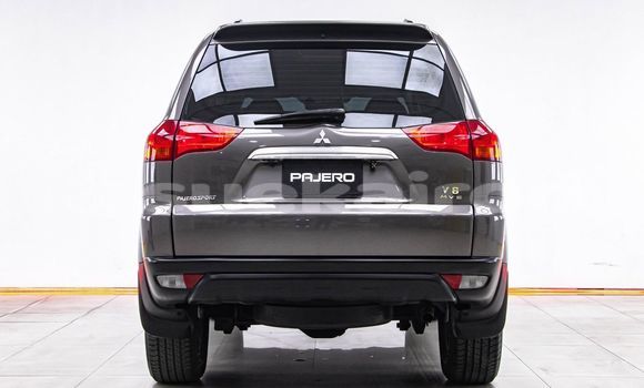 Buy Used Mitsubishi Pajero Brown Car in Bangkok in Bangkok Buy Used Mitsubishi Pajero Brown Car in Bangkok in Bangkok