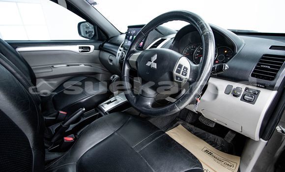 Buy Used Mitsubishi Pajero Brown Car in Bangkok in Bangkok Buy Used Mitsubishi Pajero Brown Car in Bangkok in Bangkok