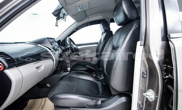 Buy Used Mitsubishi Pajero Brown Car in Bangkok in Bangkok Buy Used Mitsubishi Pajero Brown Car in Bangkok in Bangkok