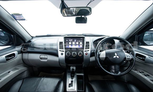 Buy Used Mitsubishi Pajero Brown Car in Bangkok in Bangkok Buy Used Mitsubishi Pajero Brown Car in Bangkok in Bangkok