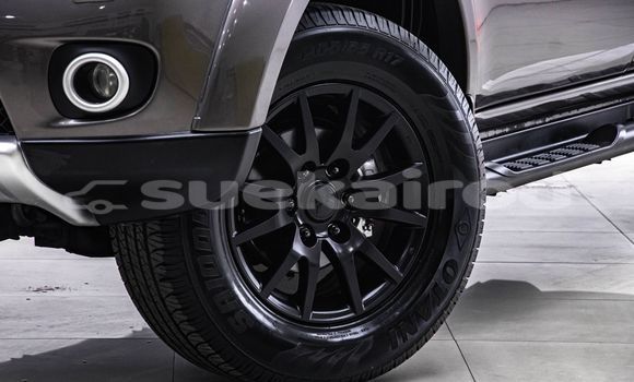 Buy Used Mitsubishi Pajero Brown Car in Bangkok in Bangkok Buy Used Mitsubishi Pajero Brown Car in Bangkok in Bangkok