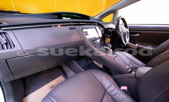 Buy Used Toyota Prius White Car in Bangkok in Bangkok Buy Used Toyota Prius White Car in Bangkok in Bangkok