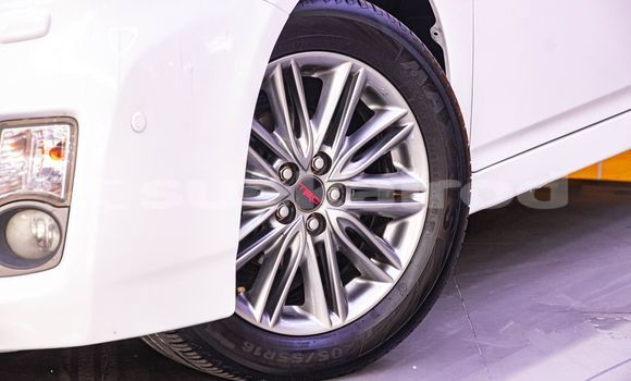 Buy Used Toyota Prius White Car in Bangkok in Bangkok Buy Used Toyota Prius White Car in Bangkok in Bangkok