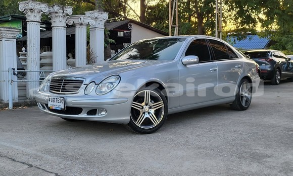 ซื้อ รถมือสอง Mercedes-Benz E-Classe เงิน รถยนต์ ใน %{เมือง} ใน กรุงเทพมหานคร ซื้อ รถมือสอง Mercedes-Benz E-Classe เงิน รถยนต์ ใน %{เมือง} ใน กรุงเทพมหานคร