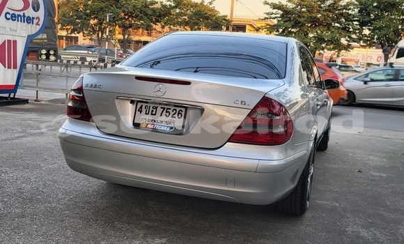 ซื้อ รถมือสอง Mercedes-Benz E-Classe เงิน รถยนต์ ใน %{เมือง} ใน กรุงเทพมหานคร ซื้อ รถมือสอง Mercedes-Benz E-Classe เงิน รถยนต์ ใน %{เมือง} ใน กรุงเทพมหานคร