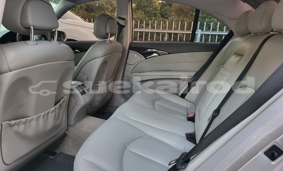 ซื้อ รถมือสอง Mercedes-Benz E-Classe เงิน รถยนต์ ใน %{เมือง} ใน กรุงเทพมหานคร ซื้อ รถมือสอง Mercedes-Benz E-Classe เงิน รถยนต์ ใน %{เมือง} ใน กรุงเทพมหานคร