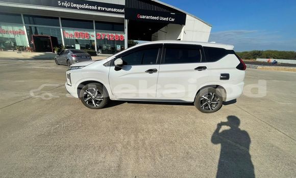 Buy Used Mitsubishi Xpander White Car in Phitsanulok in Phitsanulok Buy Used Mitsubishi Xpander White Car in Phitsanulok in Phitsanulok