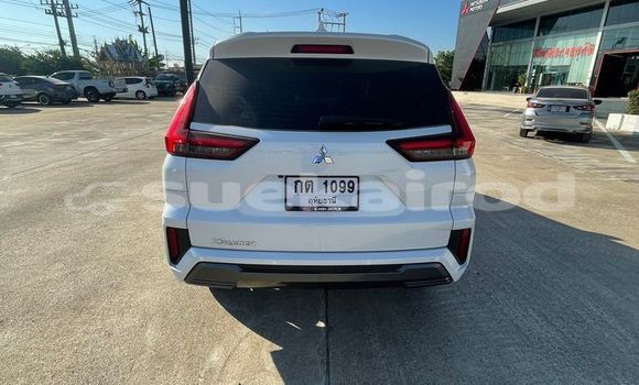 Buy Used Mitsubishi Xpander White Car in Phitsanulok in Phitsanulok Buy Used Mitsubishi Xpander White Car in Phitsanulok in Phitsanulok