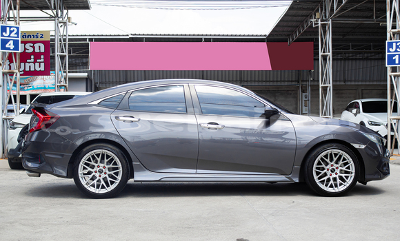 Buy Used Honda Civic Other Car in Bangkok in Bangkok Buy Used Honda Civic Other Car in Bangkok in Bangkok