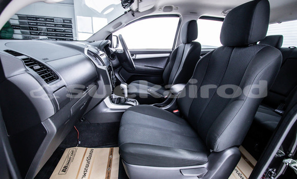 Buy Used Isuzu D-Max Black Car in Bangkok in Bangkok Buy Used Isuzu D-Max Black Car in Bangkok in Bangkok