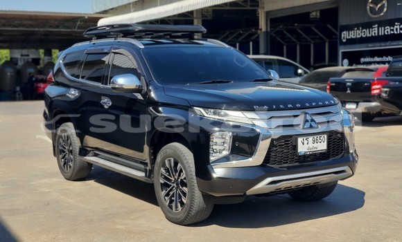 Buy Used Mitsubishi Pajero Black Car in Phitsanulok in Phitsanulok Buy Used Mitsubishi Pajero Black Car in Phitsanulok in Phitsanulok