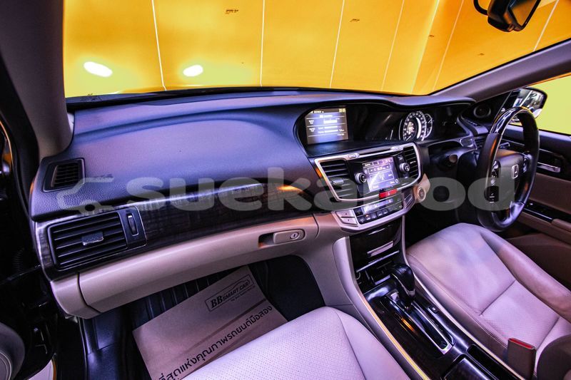 Big with watermark honda accord bangkok bangkok 68228