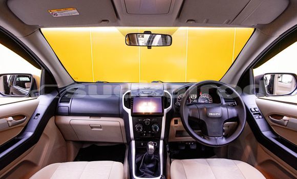 ซื้อ รถมือสอง Isuzu D-Max สีดำ รถยนต์ ใน %{เมือง} ใน กรุงเทพมหานคร ซื้อ รถมือสอง Isuzu D-Max สีดำ รถยนต์ ใน %{เมือง} ใน กรุงเทพมหานคร