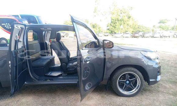 Buy Used Toyota Hiluxe Revo Other Car in Bangkok in Bangkok Buy Used Toyota Hiluxe Revo Other Car in Bangkok in Bangkok