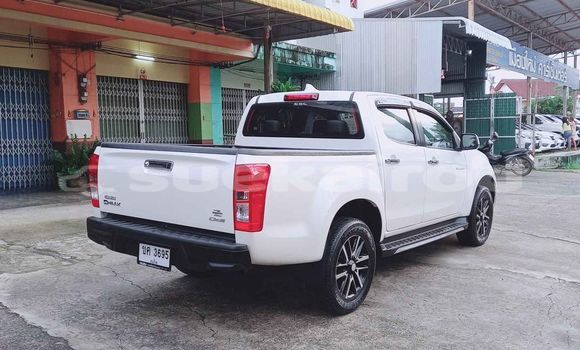 Buy Used Isuzu D-Max White Car in Bangkok in Bangkok Buy Used Isuzu D-Max White Car in Bangkok in Bangkok