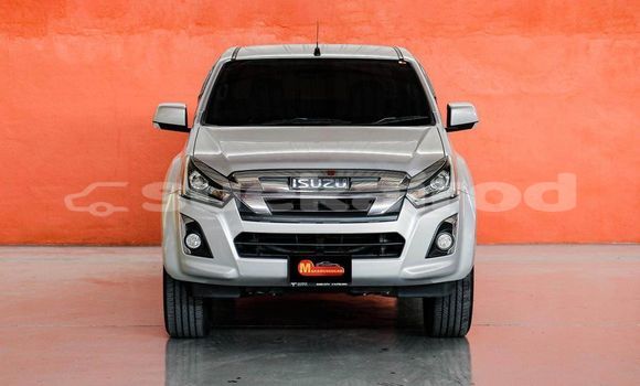 ซื้อ รถมือสอง Isuzu D-Max อื่น ๆ รถยนต์ ใน %{เมือง} ใน กรุงเทพมหานคร