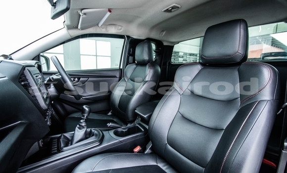 Buy Used Isuzu D-Max White Car in Bangkok in Bangkok Buy Used Isuzu D-Max White Car in Bangkok in Bangkok