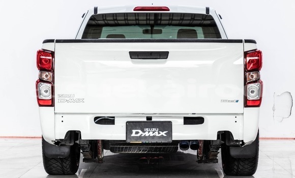 Buy Used Isuzu D-Max White Car in Bangkok in Bangkok Buy Used Isuzu D-Max White Car in Bangkok in Bangkok