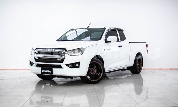 Buy Used Isuzu D-Max White Car in Bangkok in Bangkok Buy Used Isuzu D-Max White Car in Bangkok in Bangkok