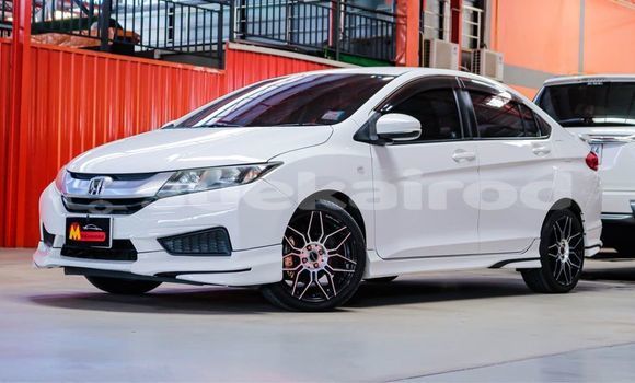 Buy Used Honda City White Car in Bangkok in Bangkok