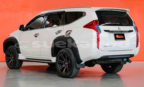 ซื้อ รถมือสอง Mitsubishi Pajero ขาว รถยนต์ ใน %{เมือง} ใน กรุงเทพมหานคร ซื้อ รถมือสอง Mitsubishi Pajero ขาว รถยนต์ ใน %{เมือง} ใน กรุงเทพมหานคร