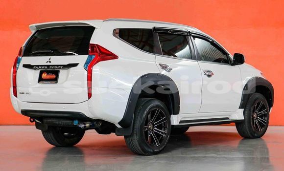 ซื้อ รถมือสอง Mitsubishi Pajero ขาว รถยนต์ ใน %{เมือง} ใน กรุงเทพมหานคร ซื้อ รถมือสอง Mitsubishi Pajero ขาว รถยนต์ ใน %{เมือง} ใน กรุงเทพมหานคร