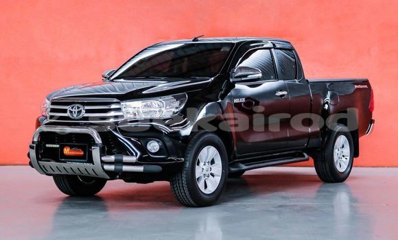ซื้อ รถมือสอง Toyota Hilux สีดำ รถยนต์ ใน %{เมือง} ใน กรุงเทพมหานคร