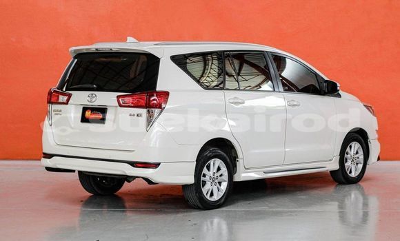 ซื้อ รถมือสอง Toyota Innova ขาว รถยนต์ ใน %{เมือง} ใน กรุงเทพมหานคร ซื้อ รถมือสอง Toyota Innova ขาว รถยนต์ ใน %{เมือง} ใน กรุงเทพมหานคร